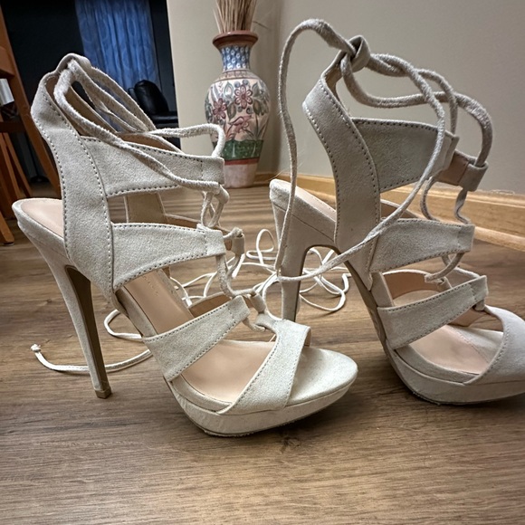 Wild Diva - Size 6.5 Lace Up Stiletto Nude Sandal Heel - Picture 4 of 6